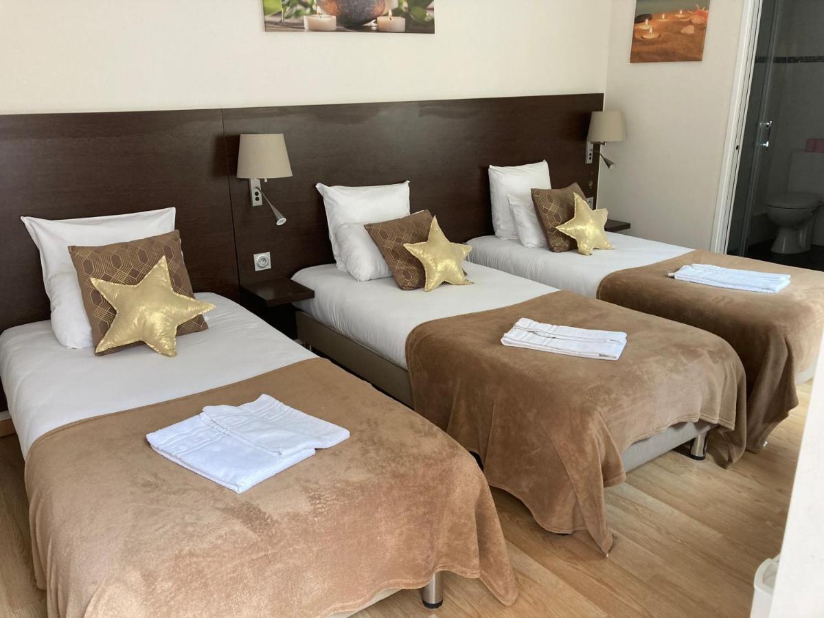 Hotel Le Saint Patrice Байо Екстериор снимка