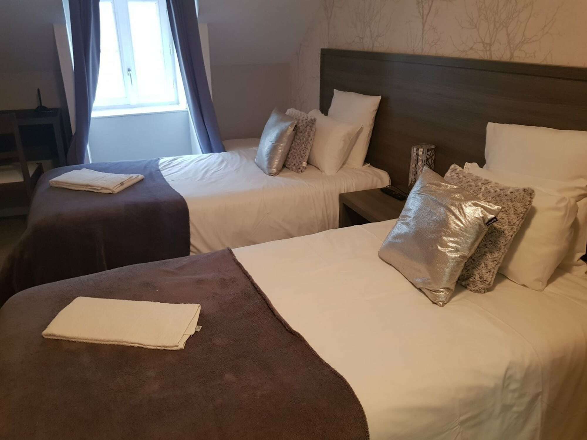 Hotel Le Saint Patrice Байо Екстериор снимка
