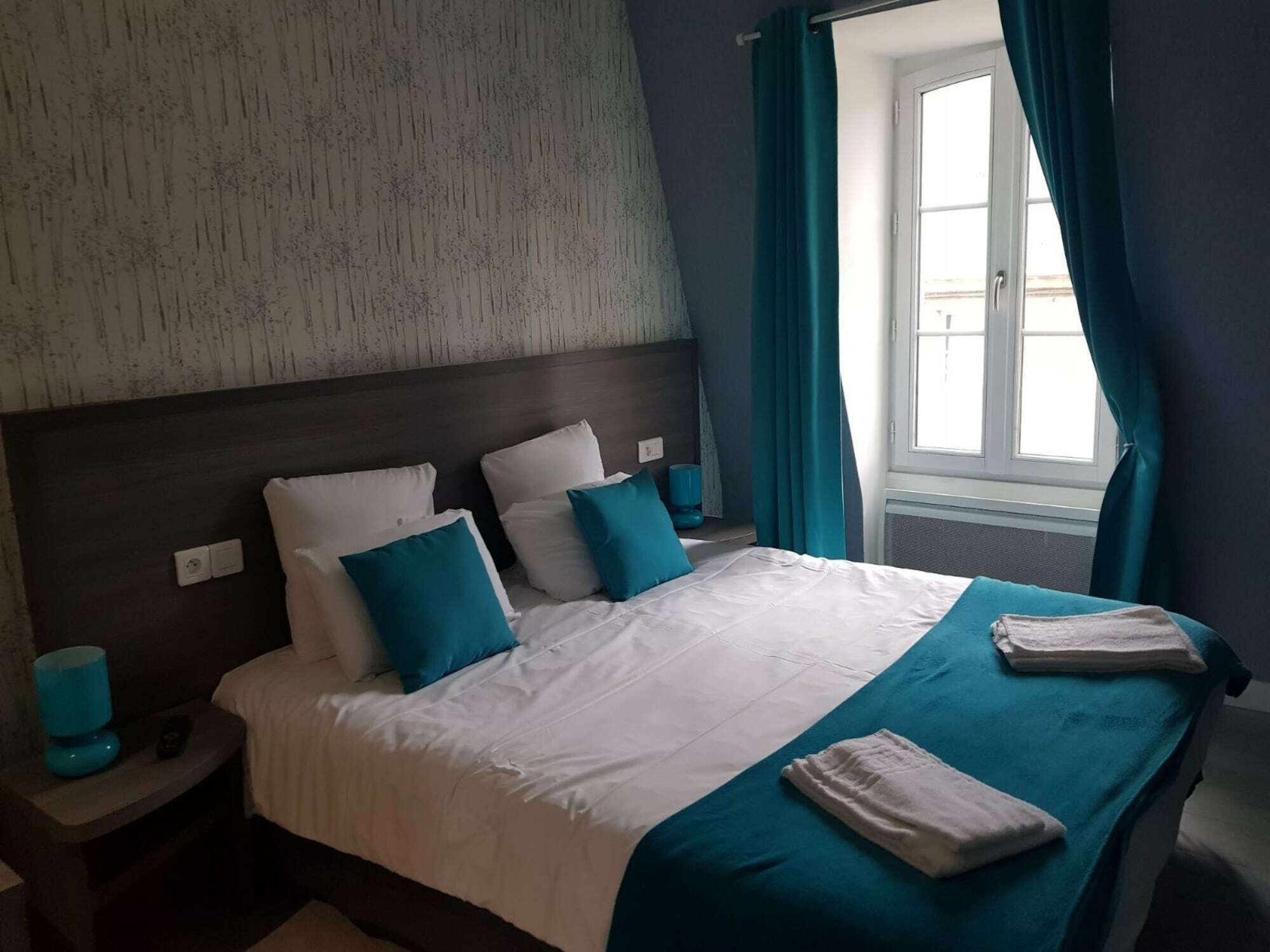 Hotel Le Saint Patrice Байо Екстериор снимка